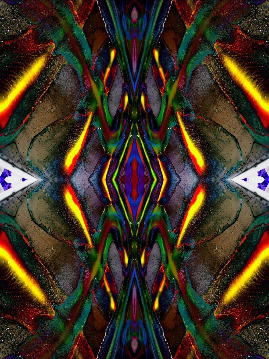 "ELECTRIC NATIVE 4" is a new tribal psychedelic and psychonaut art work and image from Sacred Square Art and Design. It's ideal for thos ewho want to drop a hit or nibble on some mushrooms and groove on the visual. Perfect for meditation and the contemplation of the Philosophy and Zeitgeist of Daffy Duck.